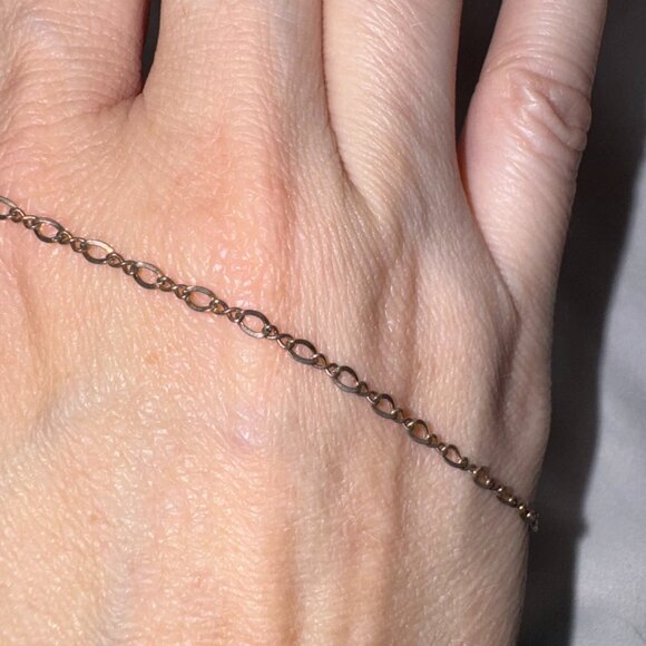 8" Long Sterling Silver Figure 8 Bracelet - Picture 10 of 12